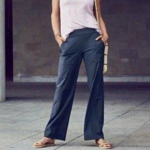 EUC Athleta Gramercy Track Trouser Navy/Black SIZE 8 #376009 N0520 EUC Athleta Gramercy Track Trouser Navy/Black SIZE 8 #376009 N0520
